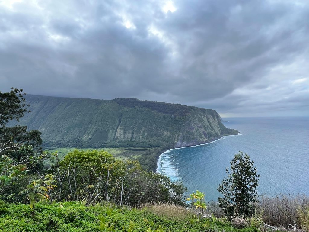 科哈拉的东侧Waipiʻo峡谷