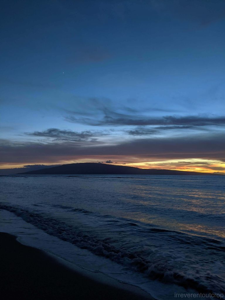 海纳镇的夕阳余晖